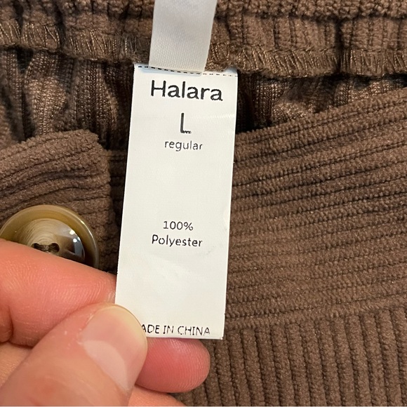 HALARA High Waisted Zipper Pocket Corduroy Casual Pants in Acorn size Large - Picture 4 of 12